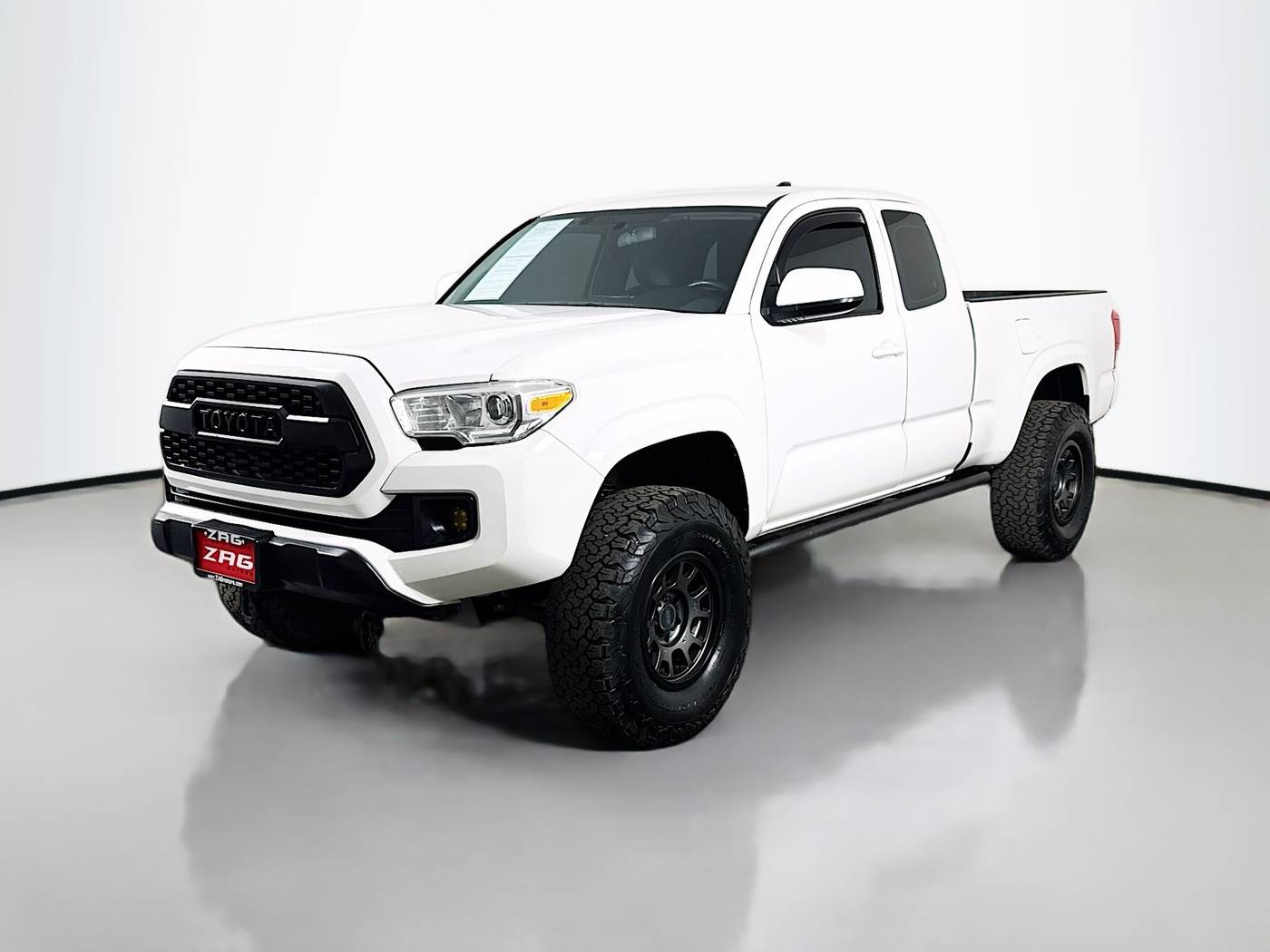 2017 Toyota Tacoma SR — Pickup Truck — 128,603 mi — Everett, WA