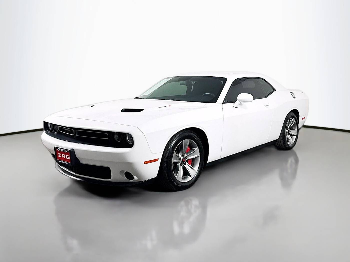 2016 Dodge Challenger SXT — Coupe — 70,017 mi — Everett, WA