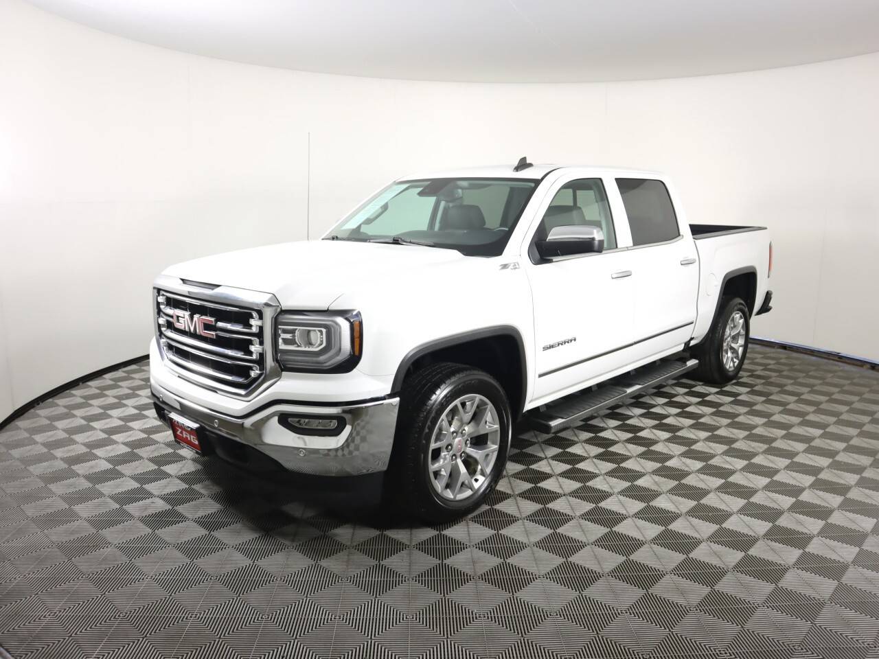 2018 GMC Sierra 1500 SLT — Pickup Truck — 56,397 mi — Everett, WA