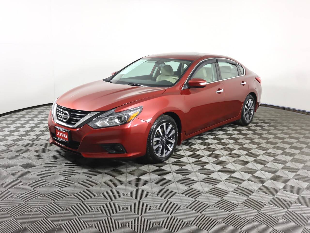 2016 Nissan Altima 2.5 SL — Sedan — 75,422 mi — Everett, WA