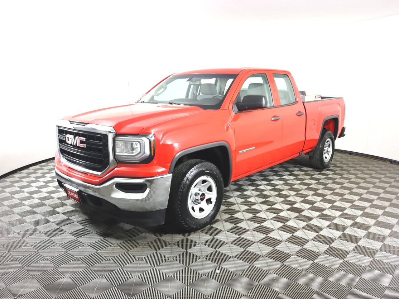 2018 GMC Sierra 1500 Base — Pickup Truck — 103,932 mi — Everett, WA