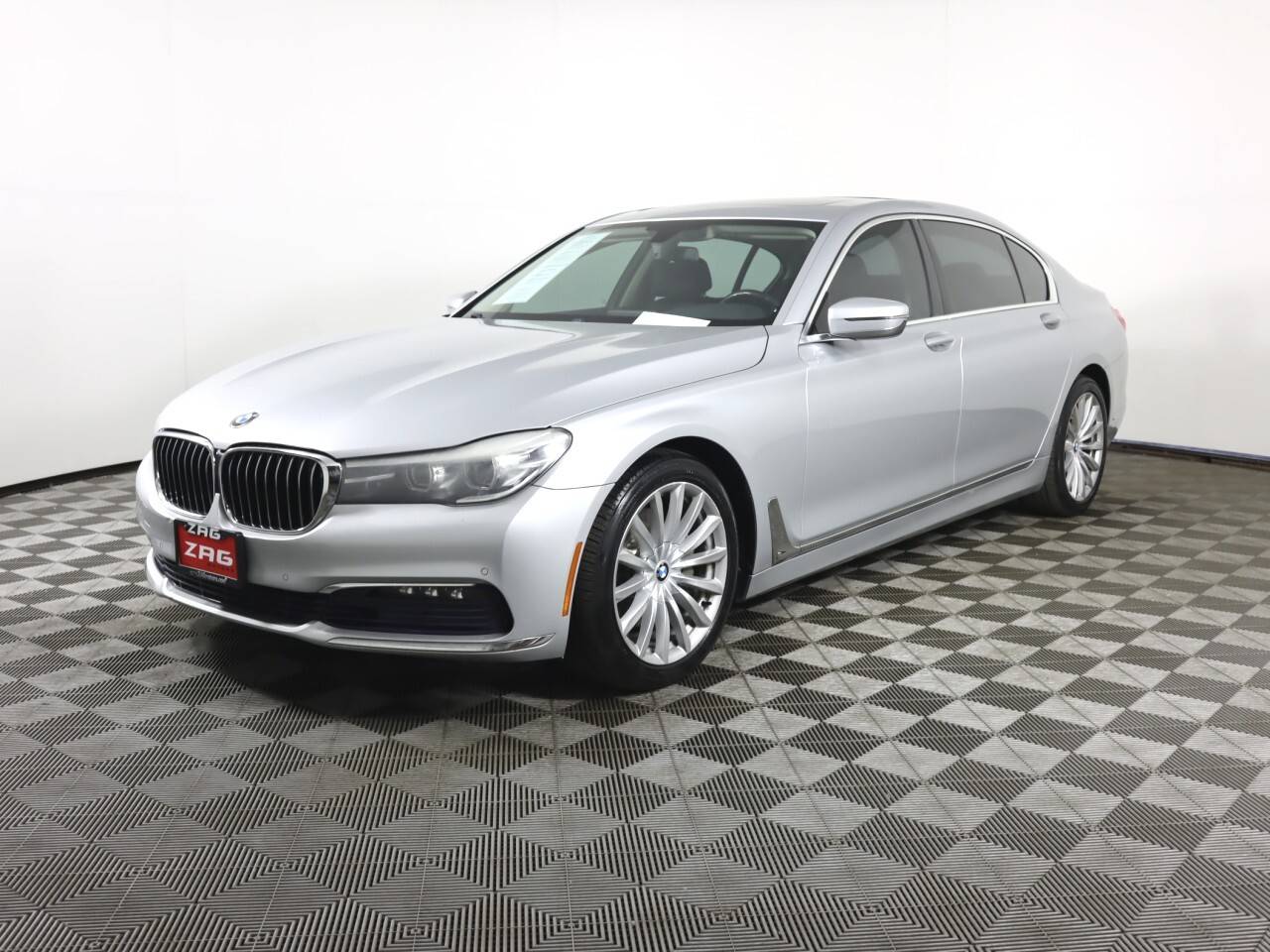 2016 BMW 7 Series 740i — Sedan — 90,688 mi — Everett, WA
