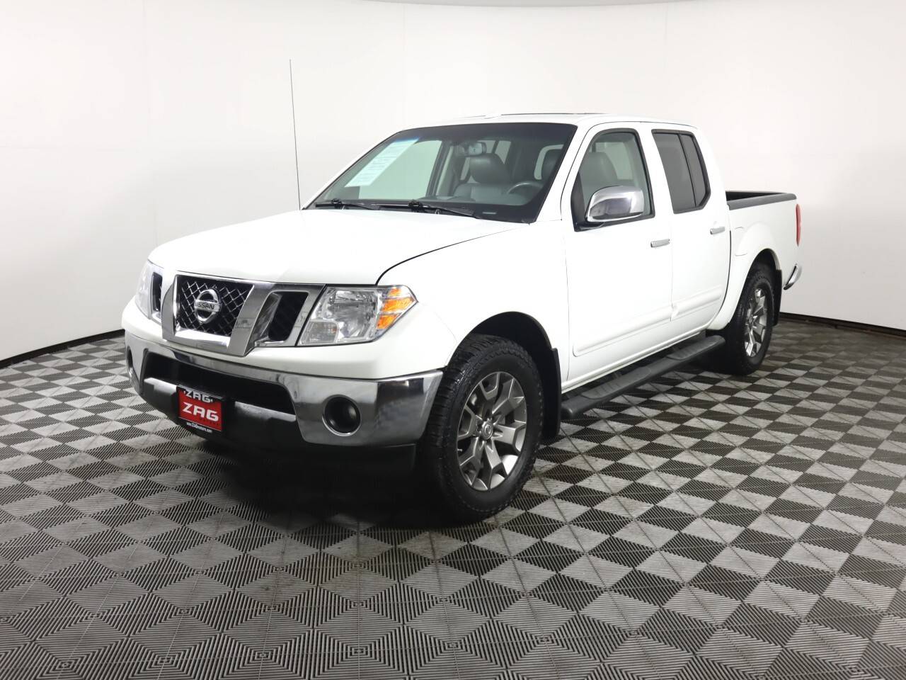 2014 Nissan Frontier SL — Pickup Truck — 99,491 mi — Everett, WA