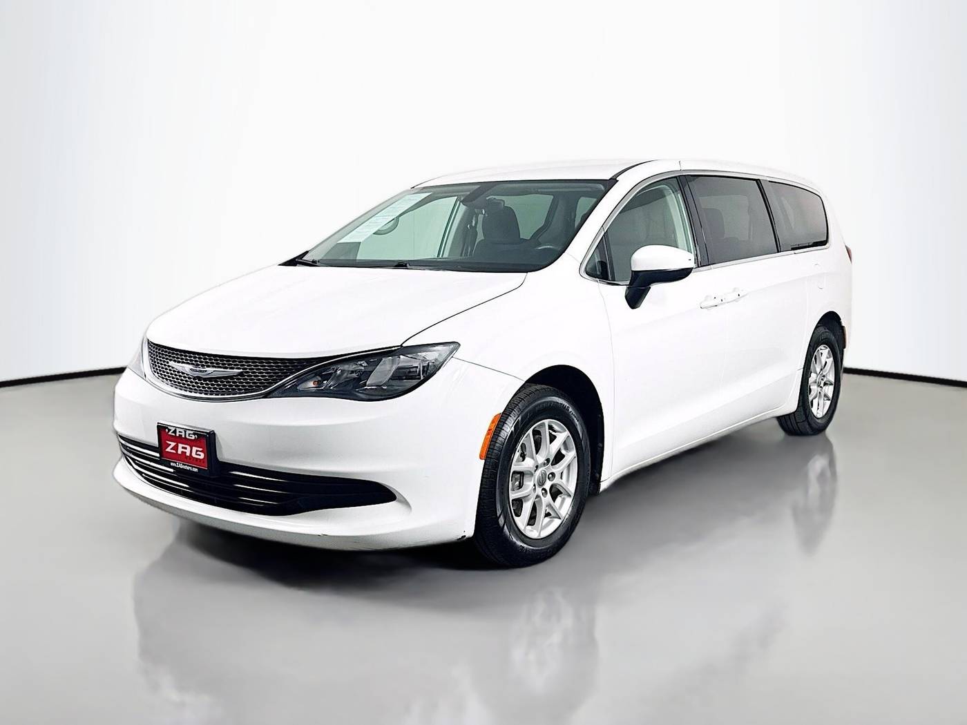 2017 Chrysler Pacifica Touring — Minivan — 109,164 mi — Everett, WA