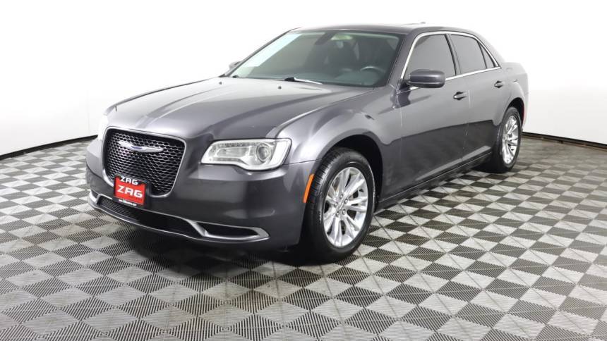 2017 Chrysler 300 Limited — Sedan — 114,684 mi — Everett, WA