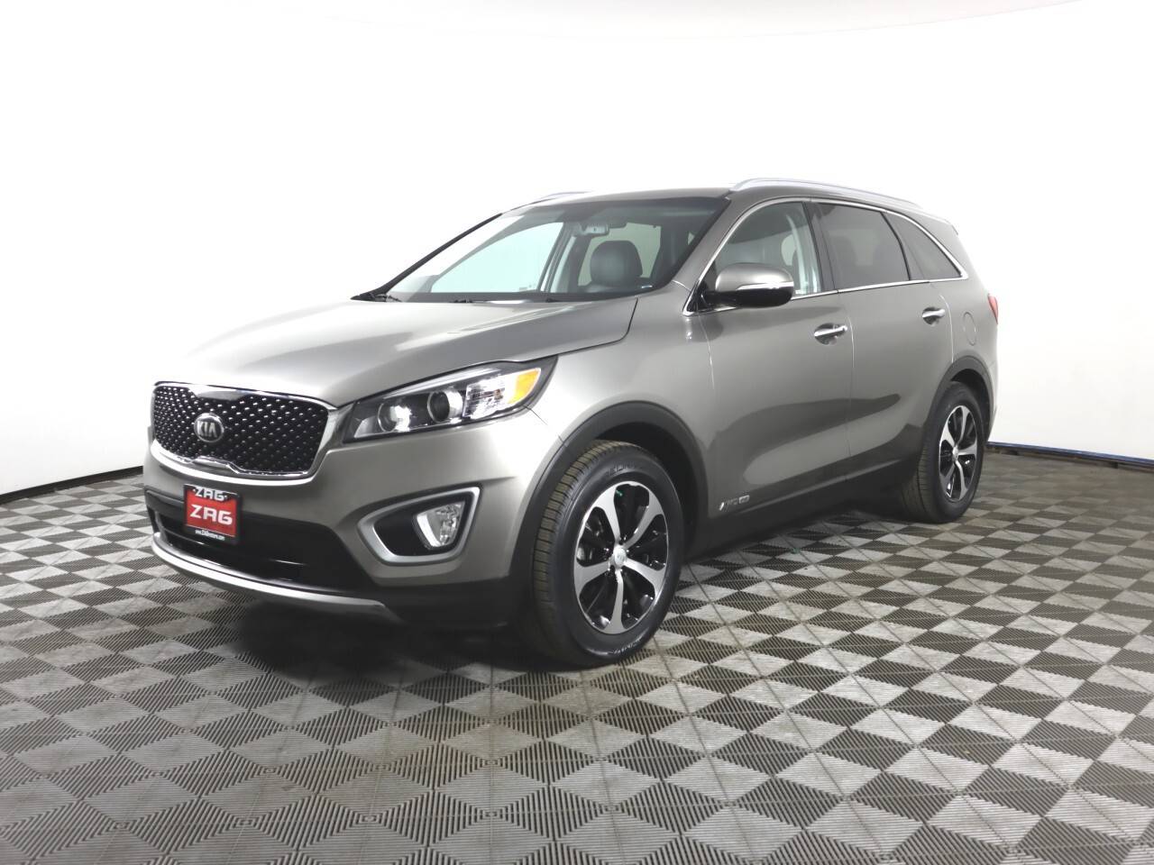 2017 Kia Sorento EX V6 — SUV — 96,319 mi — Everett, WA