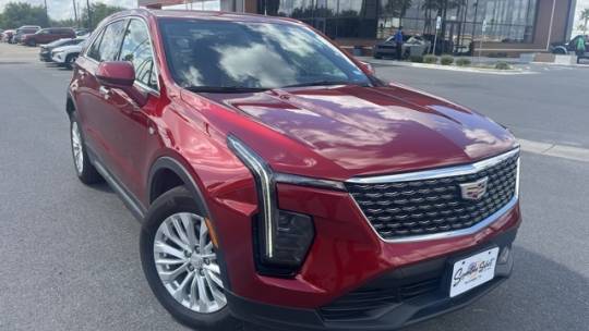 2024 Cadillac XT4 Luxury