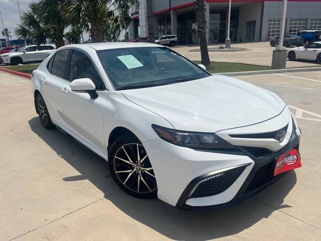 2022 Toyota Camry SE — Sedan — 43,242 mi — Harlingen, TX