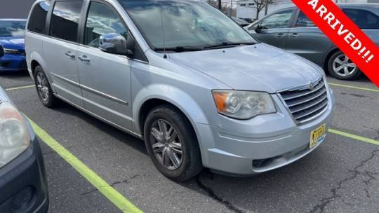 2008 Chrysler Town & Country Limited — Minivan — 201,782 mi — Princeton, NJ