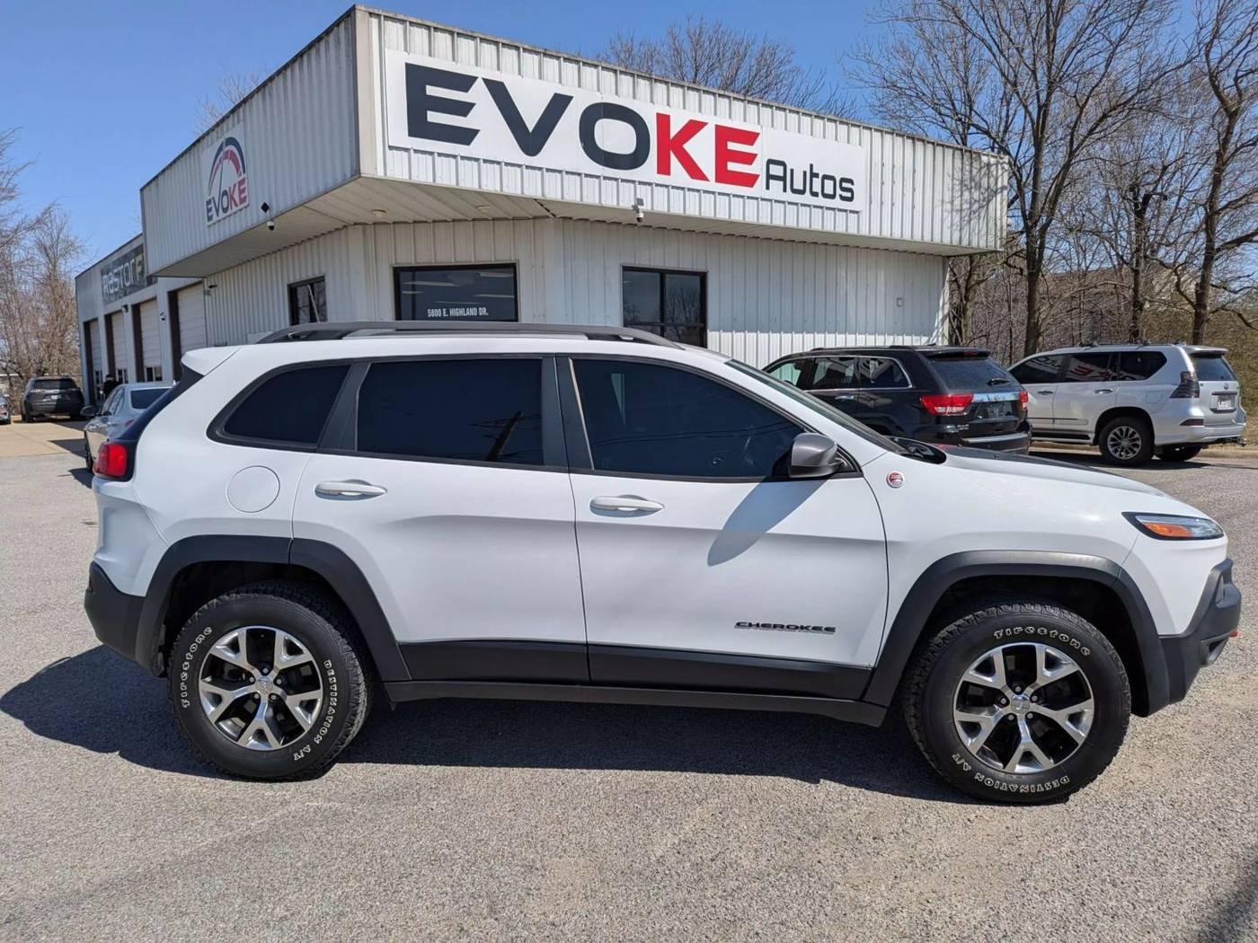 2017 Jeep Cherokee Trailhawk L Plus — SUV — 108,497 mi — Jonesboro, AR