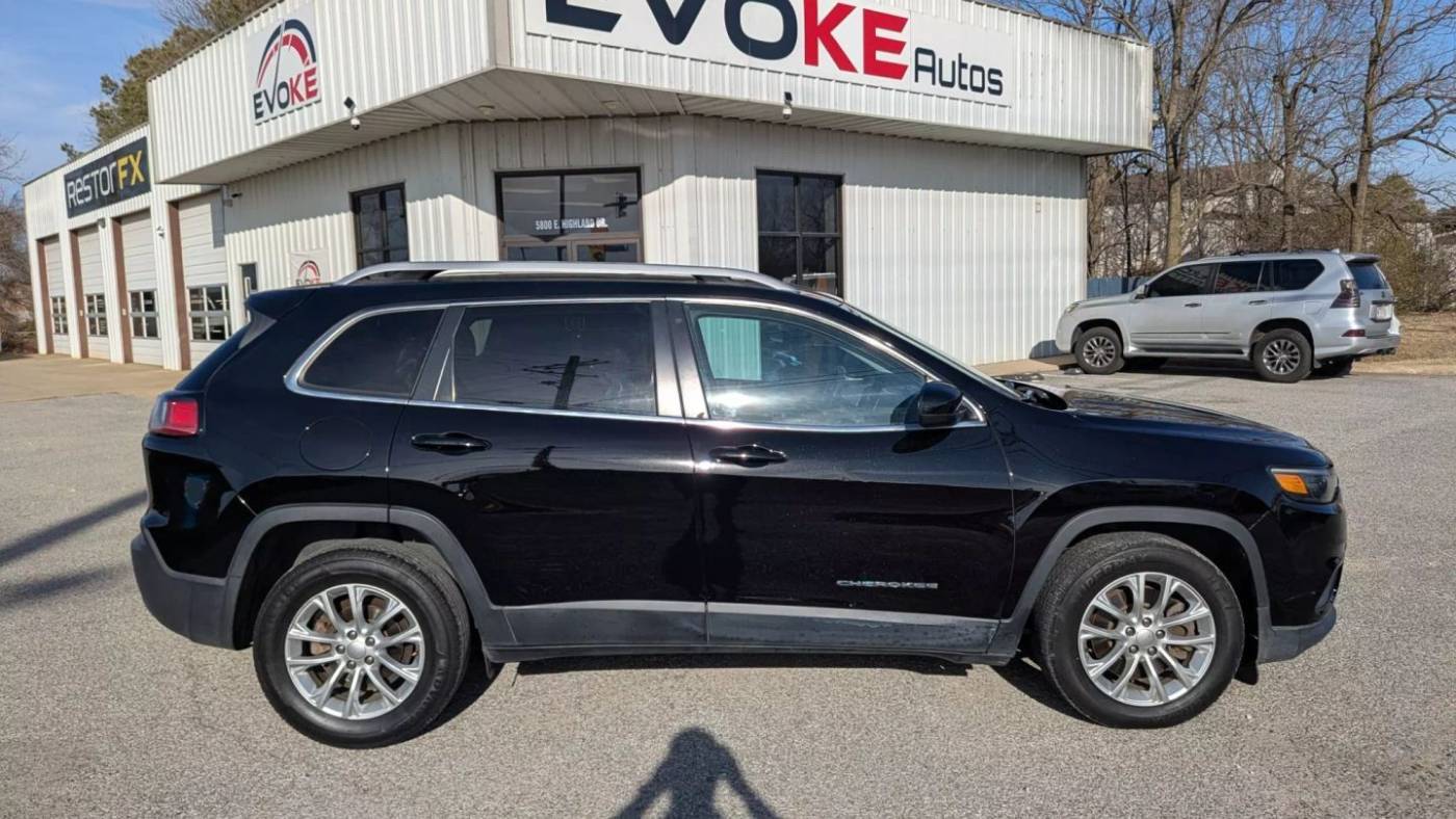 2019 Jeep Cherokee Latitude — SUV — 97,233 mi — Jonesboro, AR