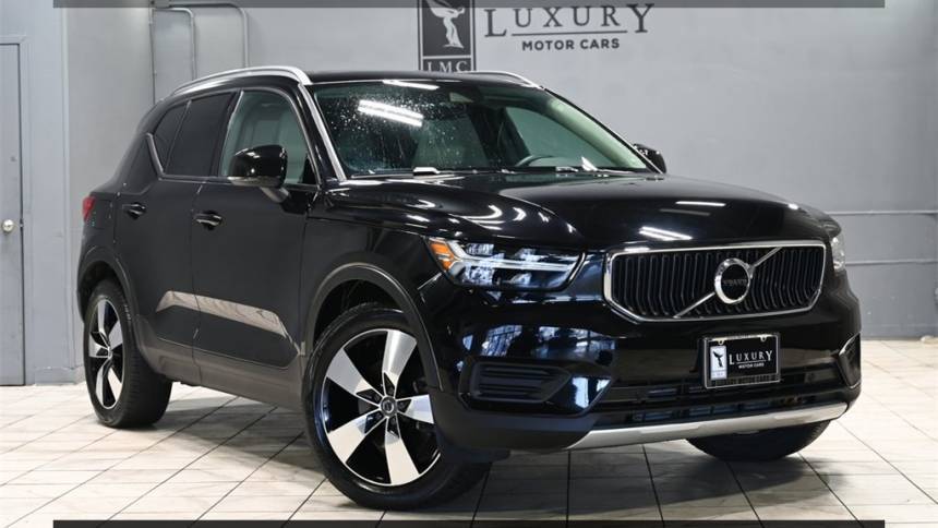 2020 Volvo XC40 Momentum — SUV — 29,126 mi — Hillside, NJ