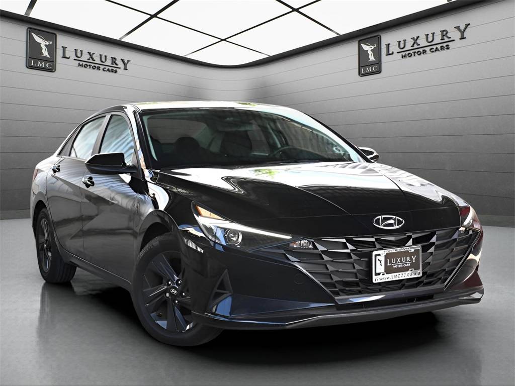 2023 Hyundai Elantra SEL — Sedan — 11,587 mi — Hillside, NJ