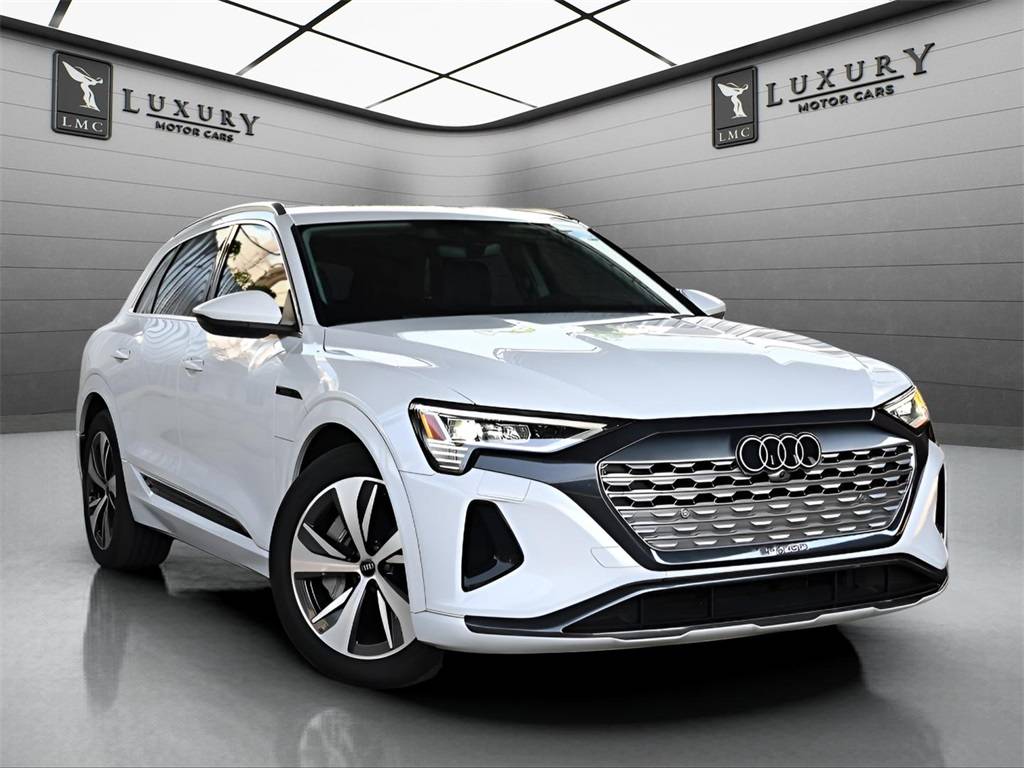 2024 Audi Q8 e-tron Premium — SUV — 24,684 mi — Hillside, NJ