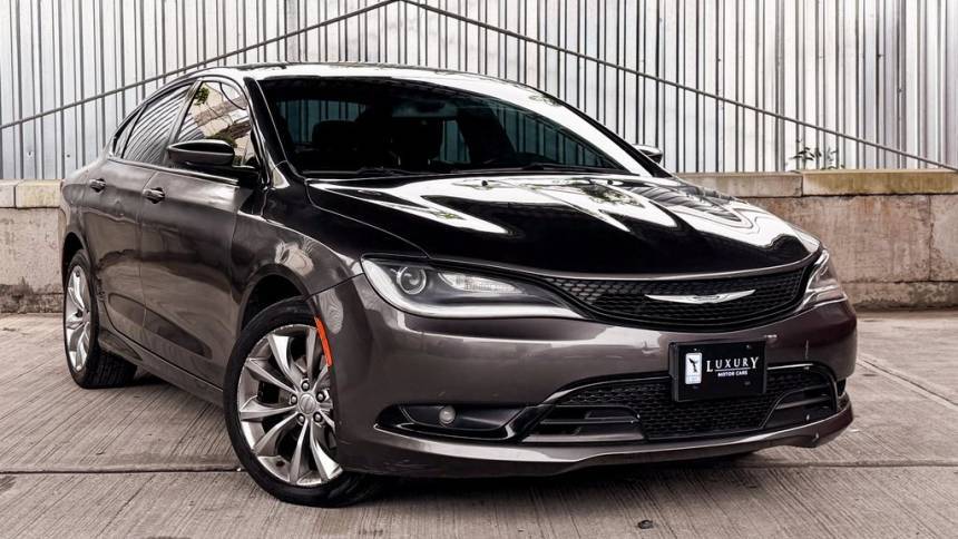 2016 Chrysler 200 S