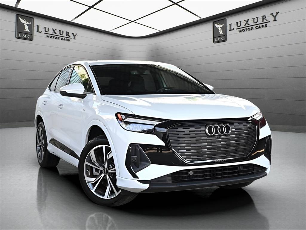2024 Audi Q4 e-tron Premium — SUV — 9,638 mi — Hillside, NJ