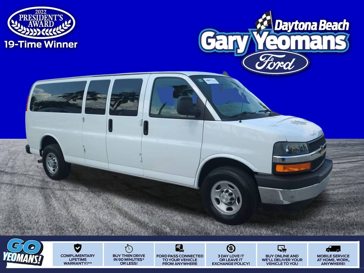 2022 Chevrolet Express Passenger LS — Passenger Van — 11,030 mi — Daytona Beach, FL