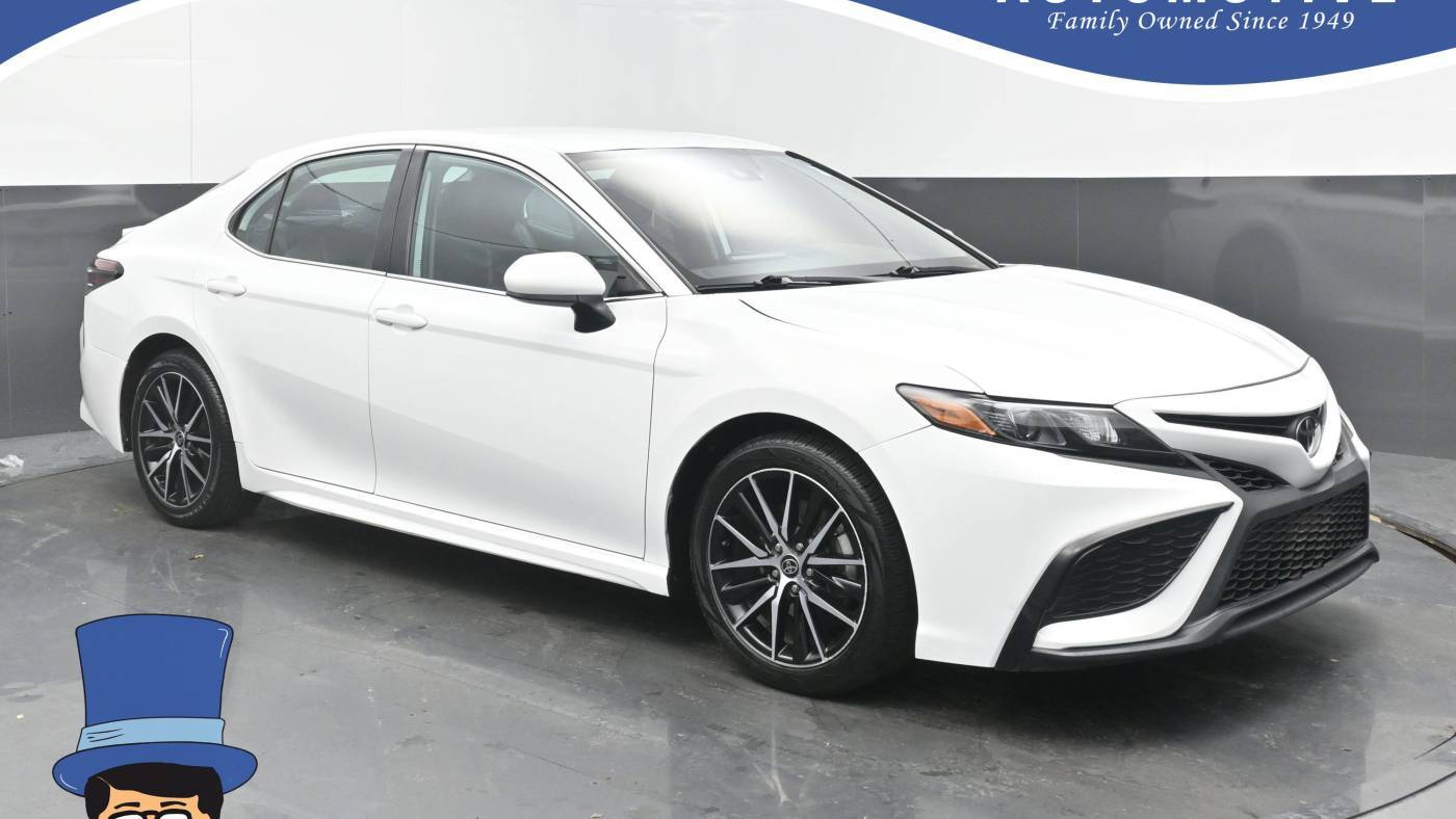 2021 Toyota Camry SE — Sedan — 67,121 mi — Memphis, TN