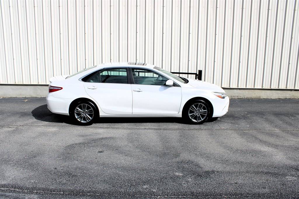 2017 Toyota Camry SE — Sedan — 98,639 mi — Thomson, GA