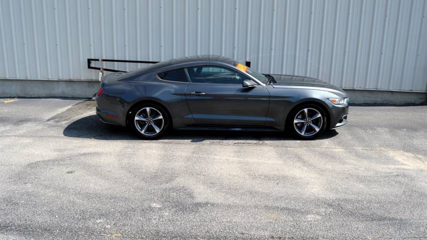 2016 Ford Mustang V6