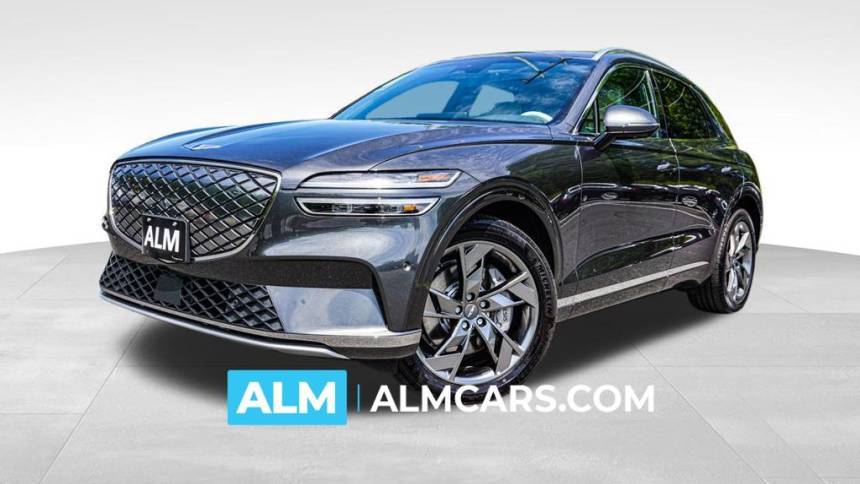 2023 Genesis Electrified GV70 Base