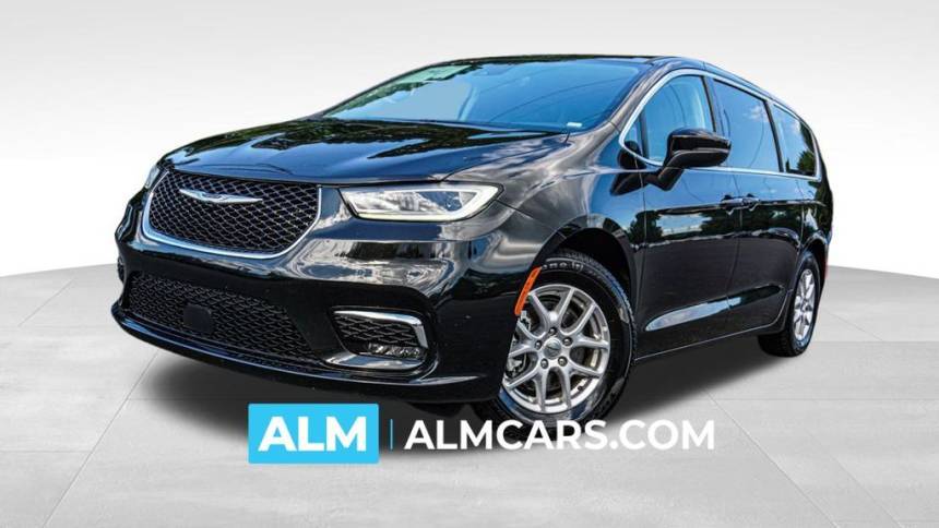 2023 Chrysler Pacifica Touring L — Minivan — 60,553 mi — Marietta, GA