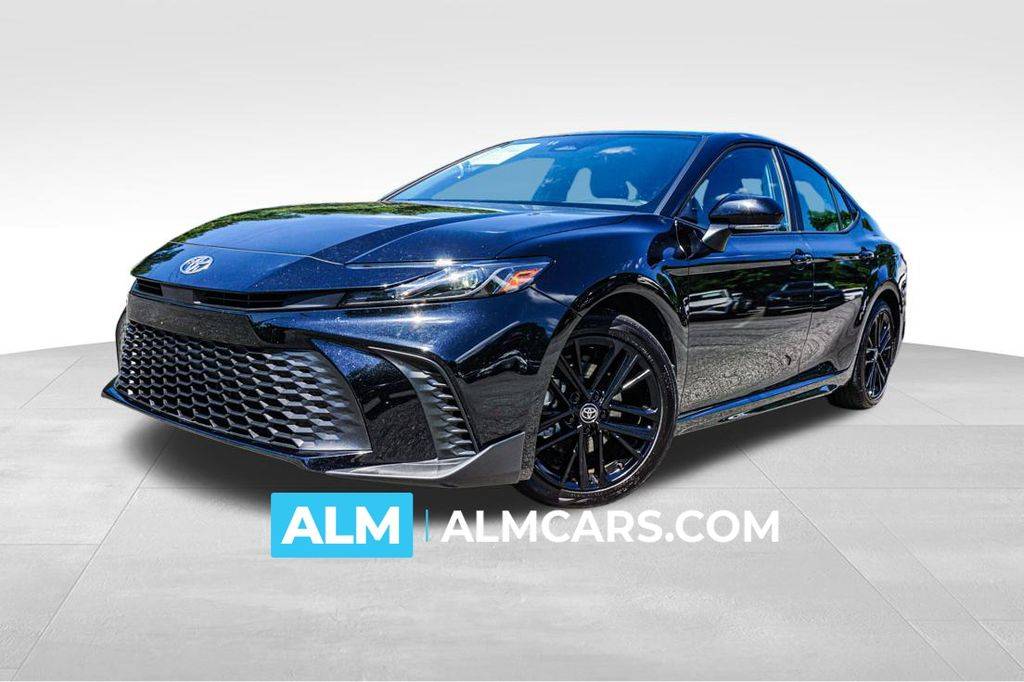2025 Toyota Camry Hybrid LE — Sedan — 33,873 mi — Marietta, GA