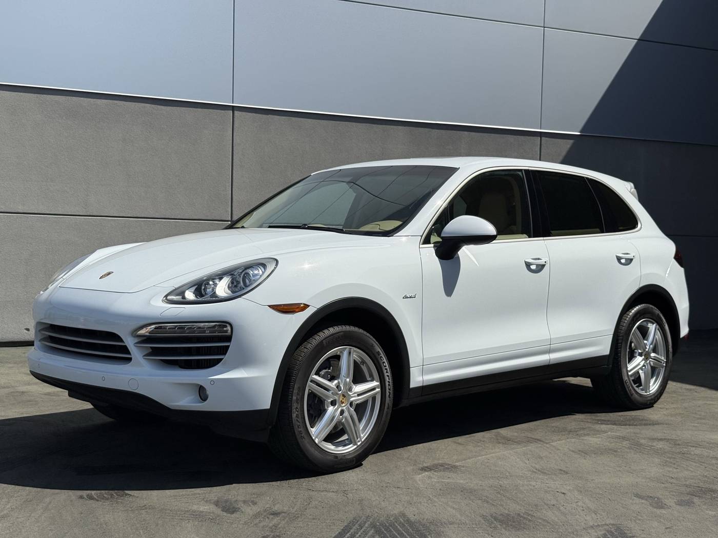 2014 Porsche Cayenne Diesel — SUV — 88,471 mi — Memphis, TN