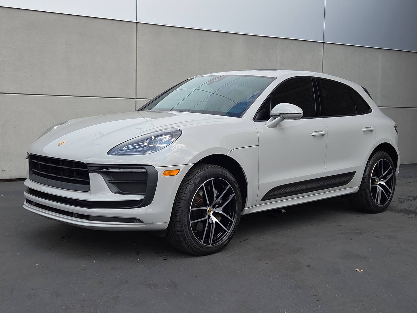 2022 Porsche Macan Standard — SUV — 20,779 mi — Memphis, TN
