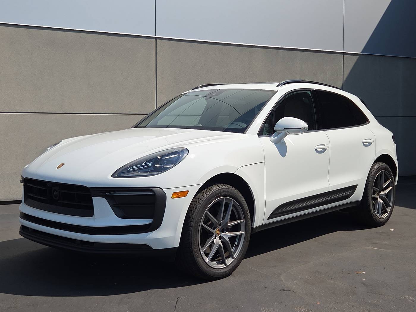 2025 Porsche Macan Standard — SUV — 538 mi — Memphis, TN