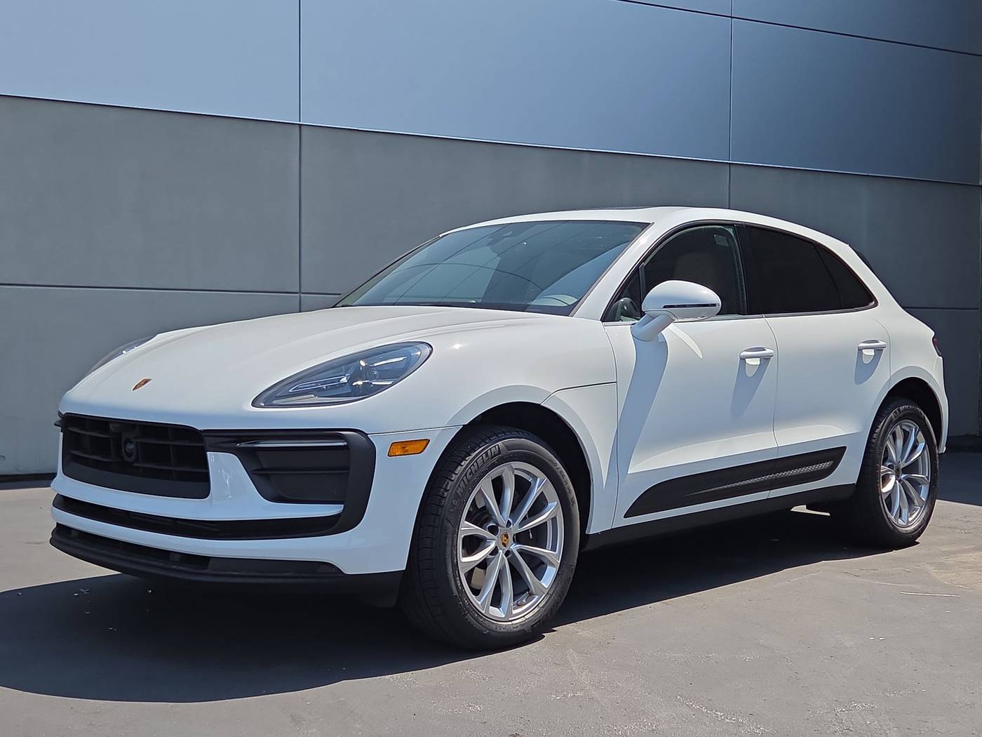 2025 Porsche Macan Macan — SUV — 4,499 mi — Memphis, TN