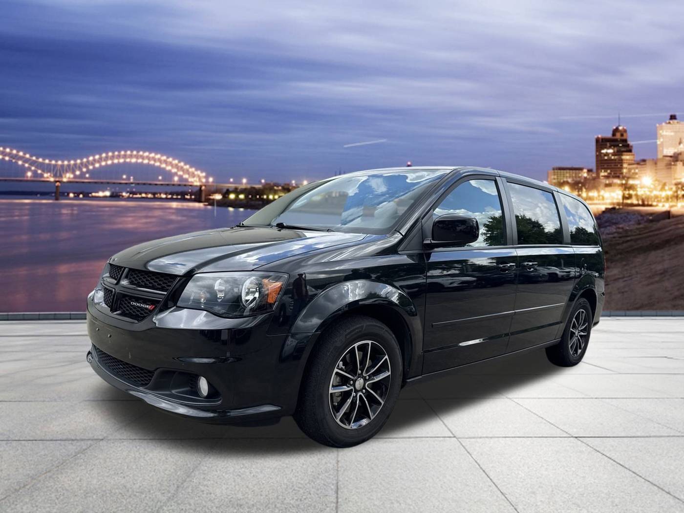 2015 Dodge Grand Caravan SXT Plus — Minivan — 75,167 mi — Memphis, TN