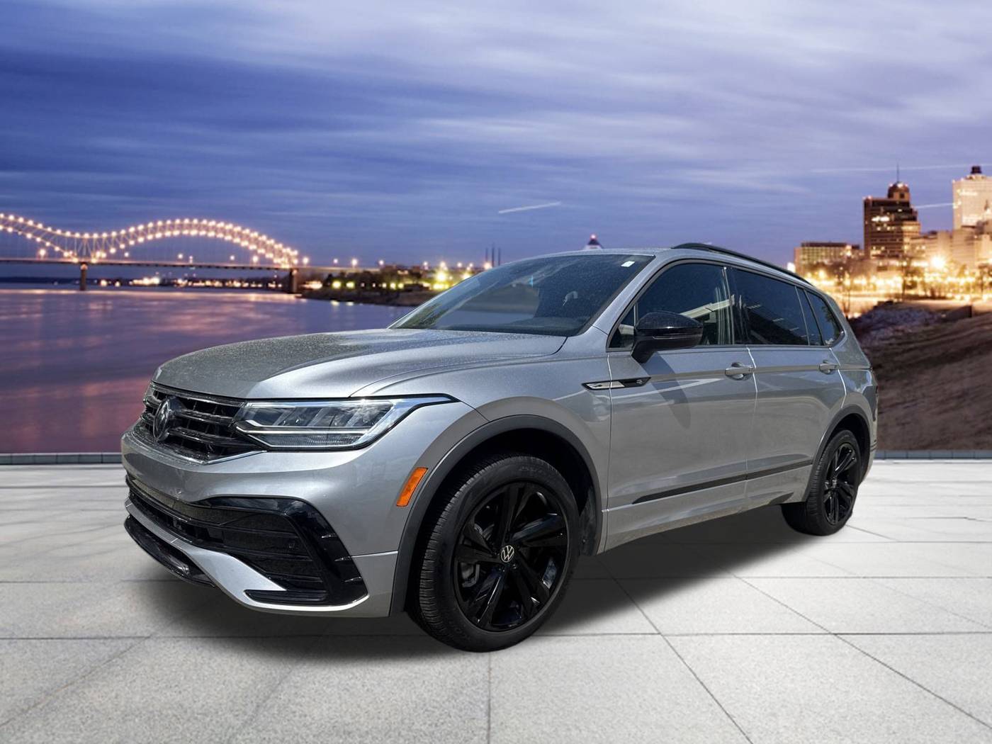 2024 Volkswagen Tiguan SE R-Line Black — SUV — 18,999 mi — Memphis, TN