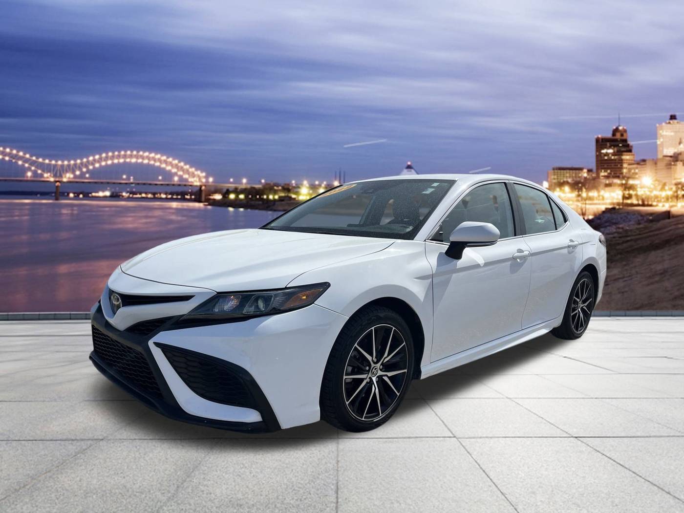 2022 Toyota Camry SE — Sedan — 68,535 mi — Memphis, TN