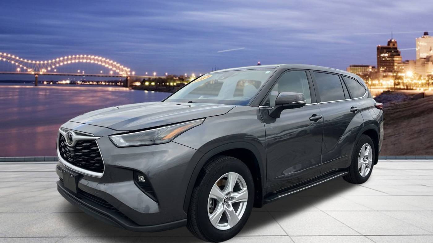 2023 Toyota Highlander LE — SUV — 31,814 mi — Memphis, TN
