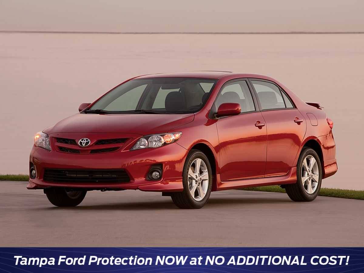 2013 Toyota Corolla LE — Sedan — 128,000 mi — Tampa, FL