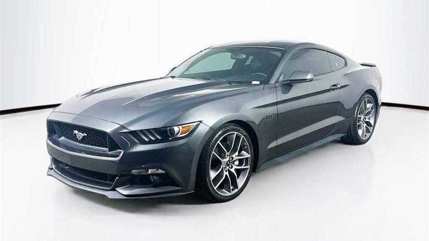 2017 Ford Mustang GT Premium — Coupe — 43,471 mi — Tampa, FL