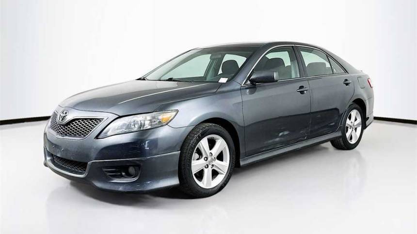 2011 Toyota Camry SE — Sedan — 124,006 mi — Tampa, FL