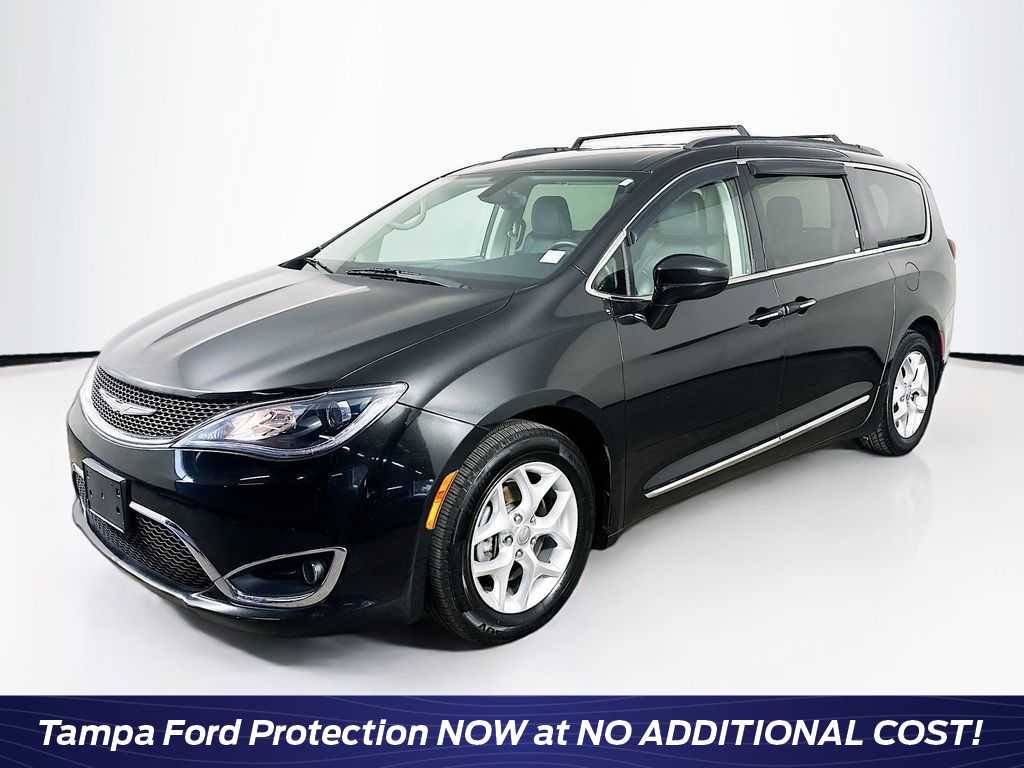 2017 Chrysler Pacifica Touring L — Minivan — 87,617 mi — Tampa, FL