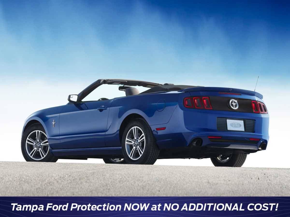 2013 Ford Mustang V6 Premium — Convertible — 71,000 mi — Tampa, FL