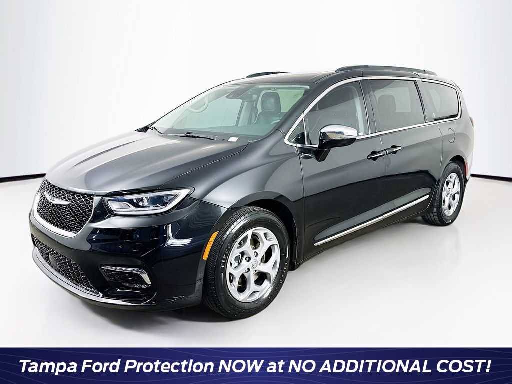 2023 Chrysler Pacifica Limited — Minivan — 58,311 mi — Tampa, FL
