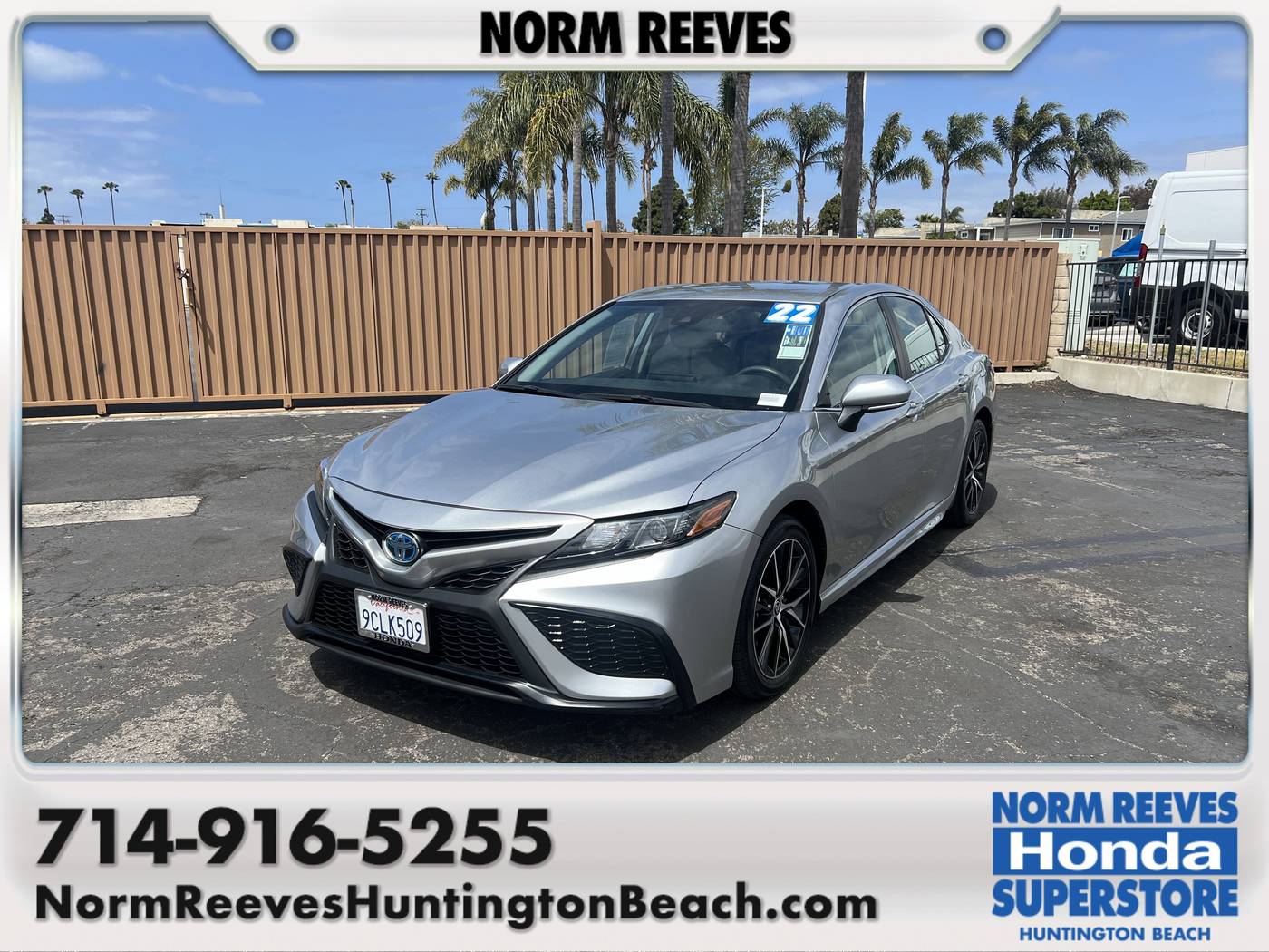 2022 Toyota Camry Hybrid SE — Sedan — 32,973 mi — Huntington Beach, CA