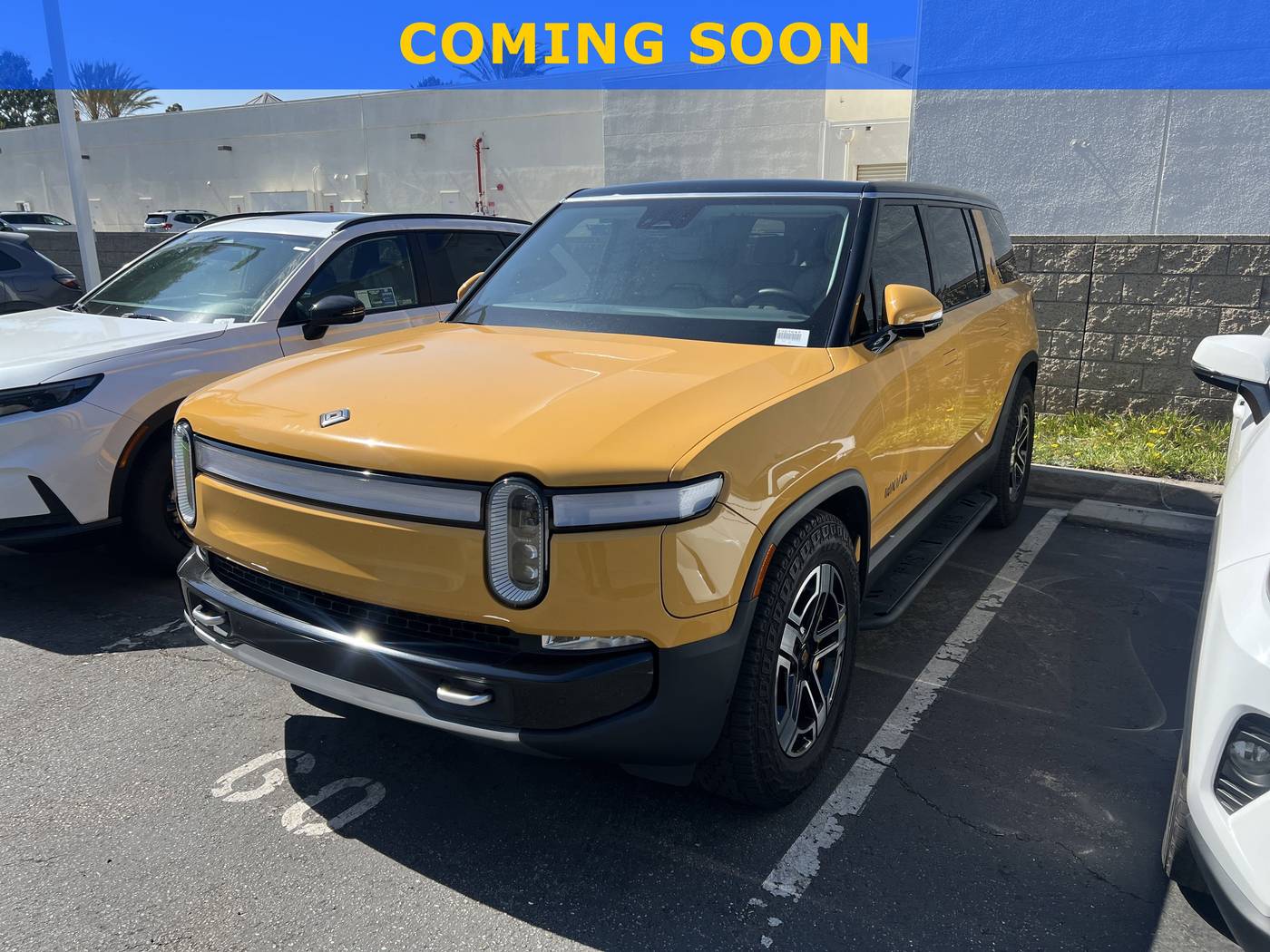 2023 Rivian R1S