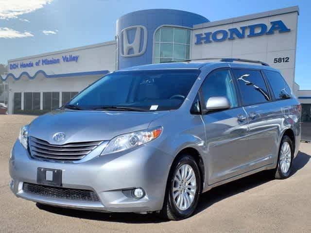 2017 Toyota Sienna XLE — Minivan — 53,306 mi — San Diego, CA