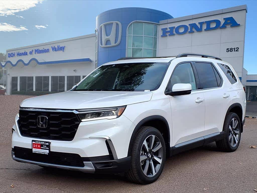 2023 Honda Pilot Touring — SUV — 29,250 mi — San Diego, CA
