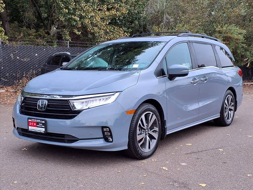 2023 Honda Odyssey Touring — Minivan — 28,129 mi — San Diego, CA