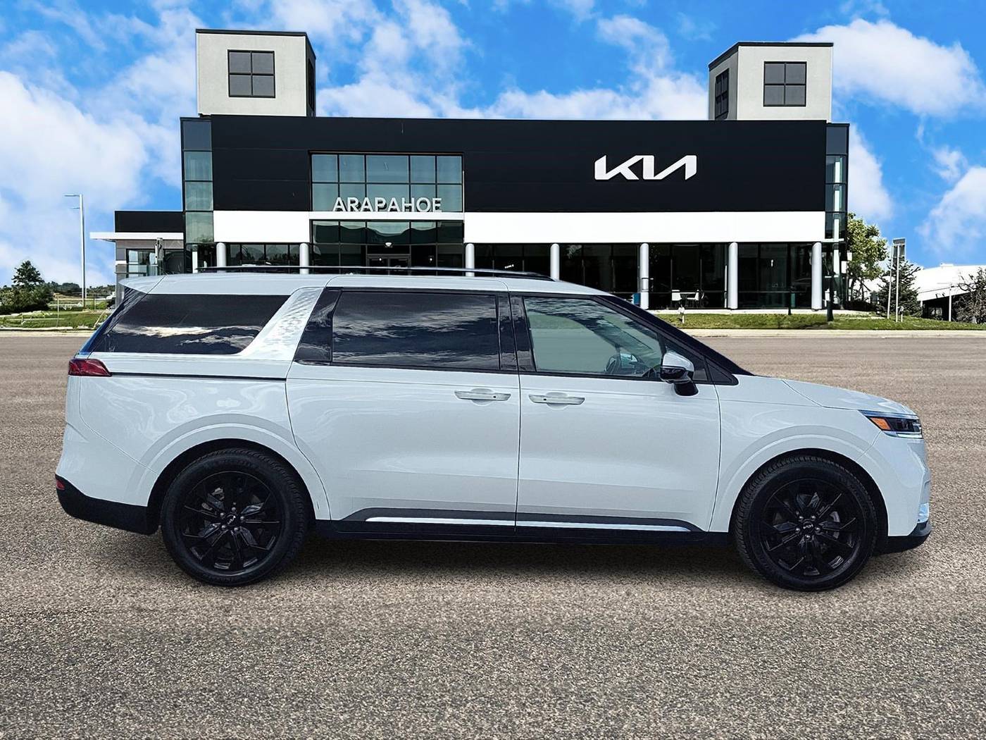 2022 Kia Carnival SX — Minivan — 37,038 mi — Centennial, CO