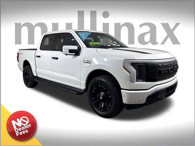 2023 Ford F-150 Lightning LARIAT — Pickup Truck — 17,748 mi — APOPKA, FL