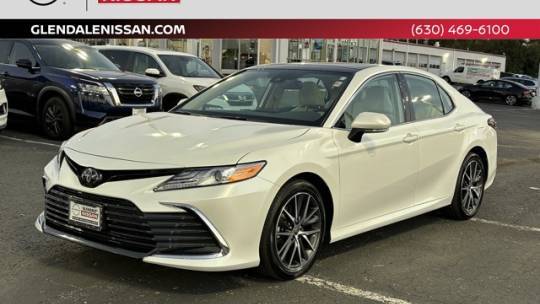 2023 Toyota Camry XLE — Sedan — 29,950 mi — Glendale Heights, IL