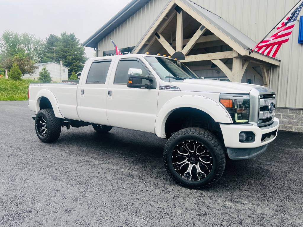 2016 Ford Super Duty F-350 Platinum — Pickup Truck — 98,050 mi — Shippensburg, PA